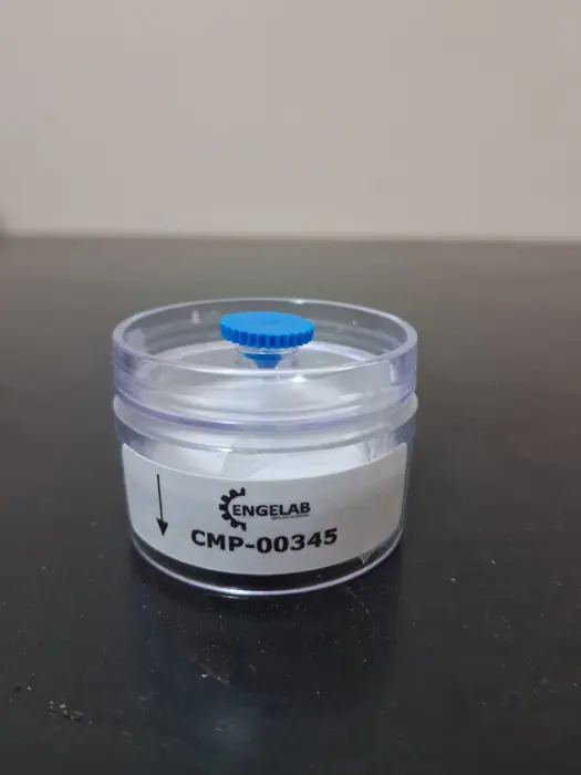 Cassete com filtro identificado com a marca Engelab